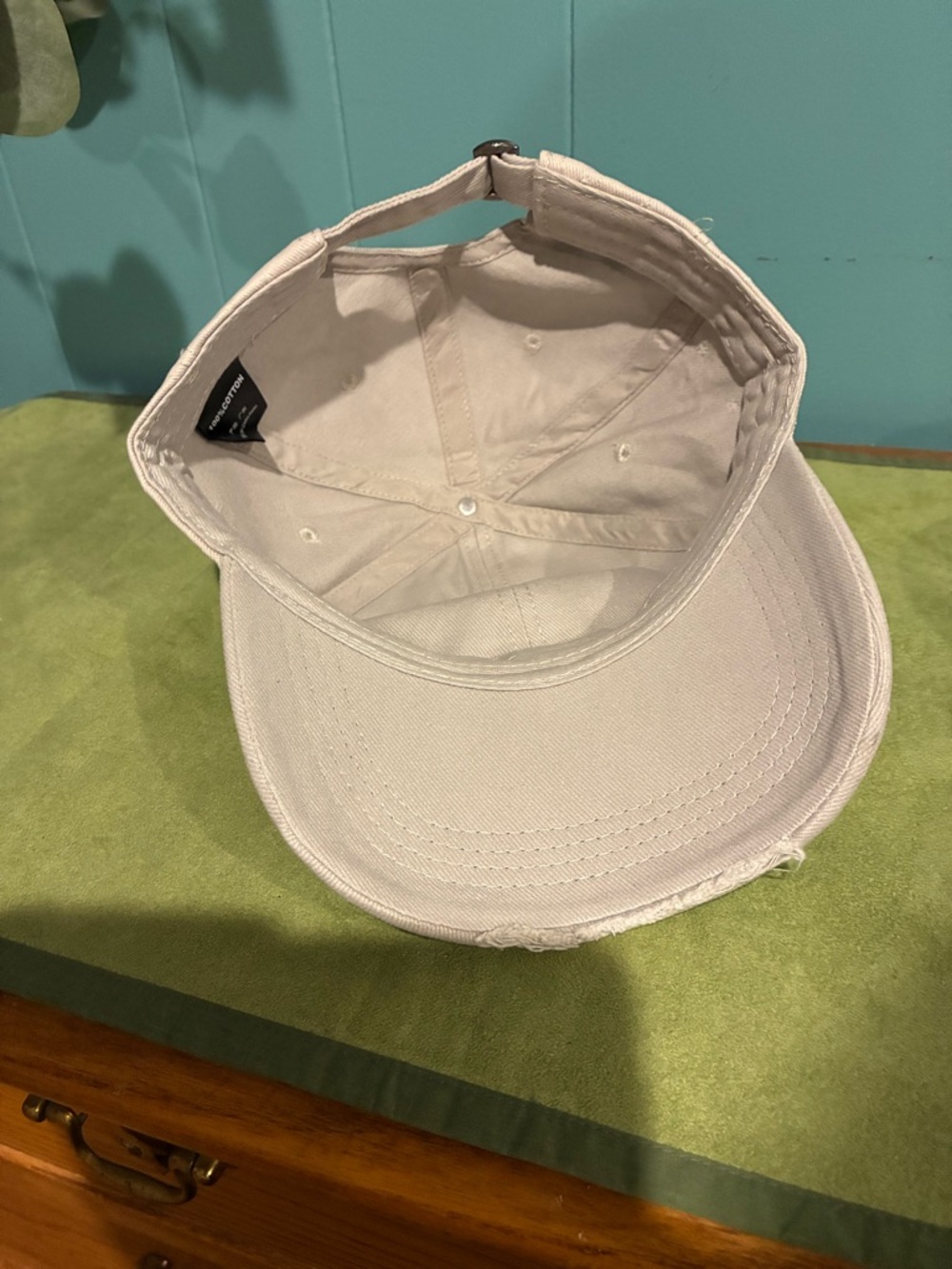 Alo Distressed Pastel Cream Baseball Cap - Picture 2 of 4